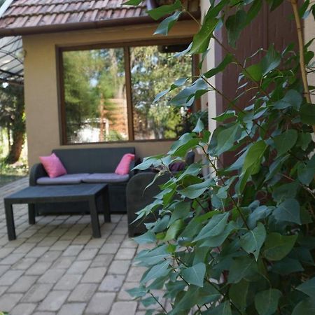 Edes Otthon Apartman Gyula Exteriör bild