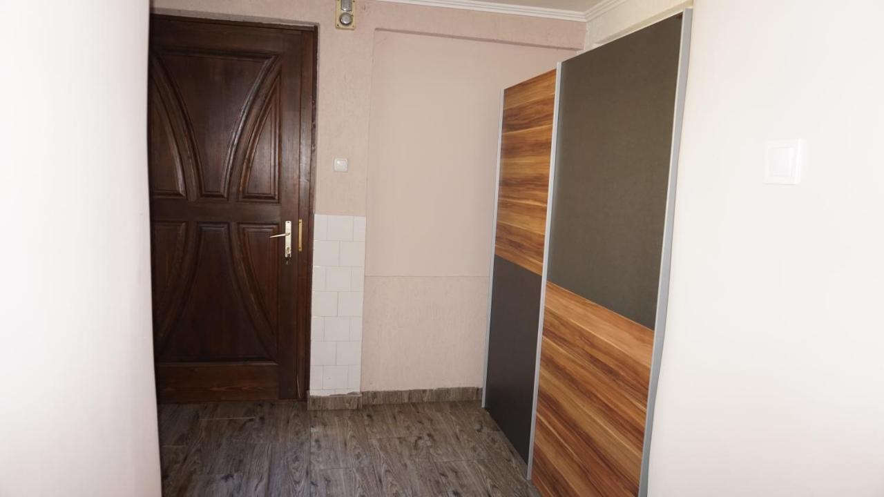 Edes Otthon Apartman Gyula Exteriör bild